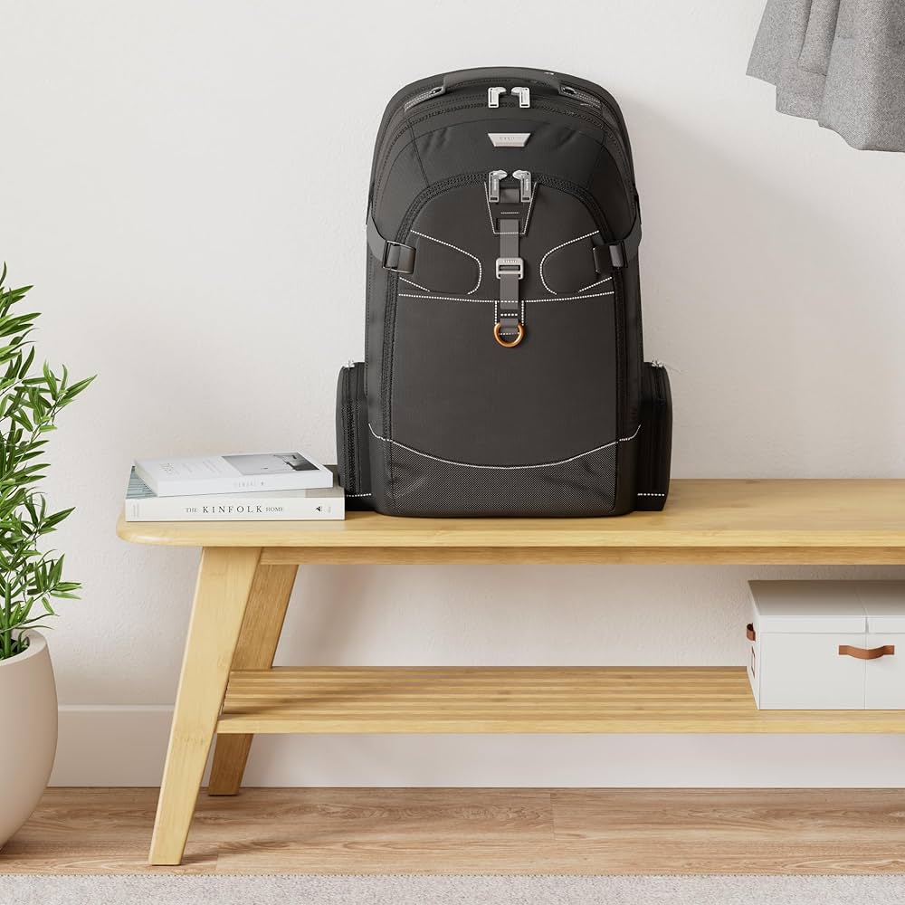 EVERKI TRACKMAN ブラックバックパック Trackman Everki Onyx Premium Backpack 17.3